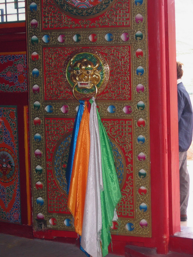 19-Beautifull decorated door.jpg - Beautifull decorated door